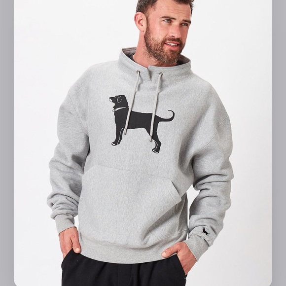 black dog sweatshirt